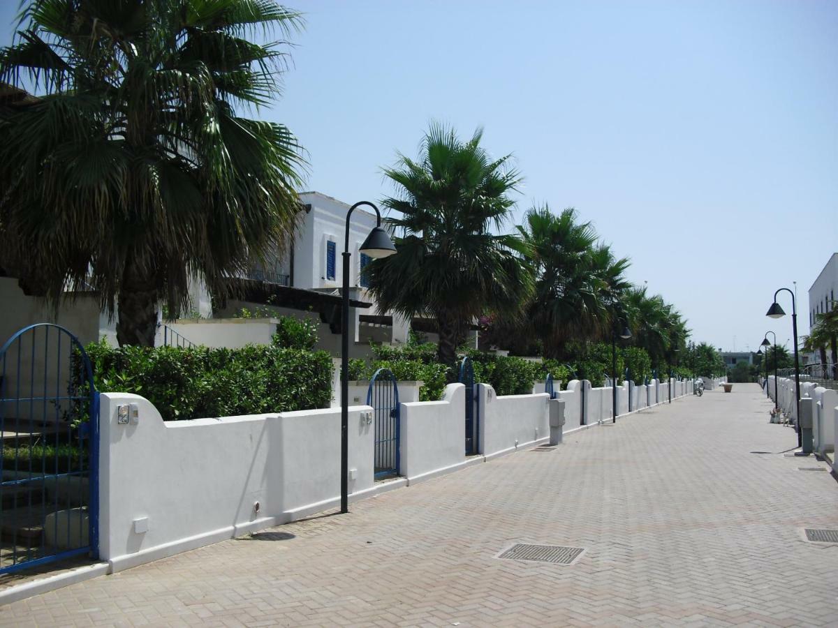 Villa In Villaggio Porto Cesareo Exteriér fotografie